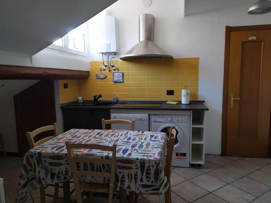 Lecasedisusi Casa Ocra Citra 009056-Lt-0263 Lägenhet Savona Exteriör bild
